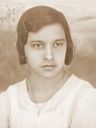 Record image of Maria del Carmen Muñiz Gonzalez (nacida Dominguez Suarez-Inclan)